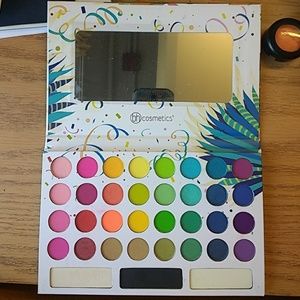 bh cosmetics take me back to brazil eyeshadow pale